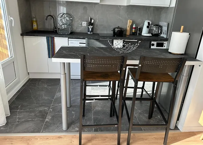 Appartement 3 Chambres - Proche Metro