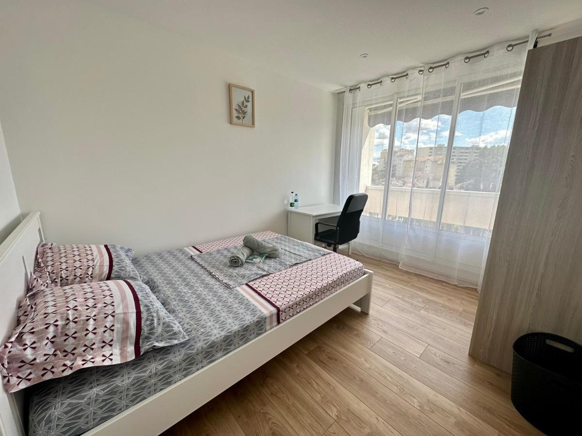 3 - Proche Metro Apartment *